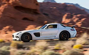   Mercedes-Benz SLS AMG Coupe Black Series - 2012