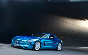   Mercedes-Benz SLS AMG Coupe Electric Drive - 2012