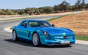   Mercedes-Benz SLS AMG Coupe Electric Drive - 2012