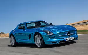   Mercedes-Benz SLS AMG Coupe Electric Drive - 2012