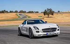   Mercedes-Benz SLS AMG GT Roadster - 2012
