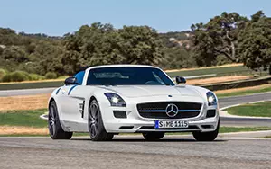   Mercedes-Benz SLS AMG GT Roadster - 2012