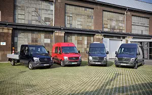   Mercedes-Benz Sprinter Double Cab Flatbed - 2013