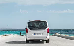   Mercedes-Benz V250 BlueTec Avantgarde - 2014