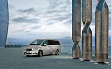   Mercedes-Benz Viano Vision Pearl - 2011