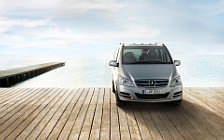   Mercedes-Benz Viano Vision Pearl - 2011