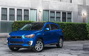   Mitsubishi Outlander Sport SE US-spec - 2015