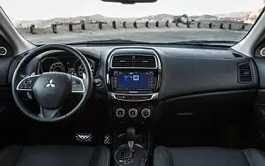   Mitsubishi Outlander Sport US-spec - 2015