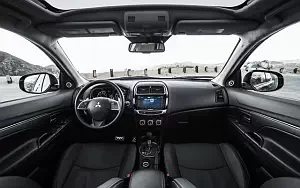   Mitsubishi Outlander Sport US-spec - 2015