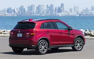   Mitsubishi Outlander Sport GT US-spec - 2016