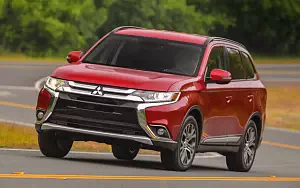   Mitsubishi Outlander SEL US-spec - 2015