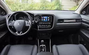   Mitsubishi Outlander GT US-spec - 2017