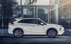   Mitsubishi Eclipse Cross Plug-in Hybrid - 2020
