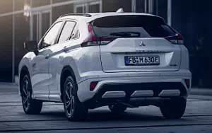  Mitsubishi Eclipse Cross Plug-in Hybrid - 2020