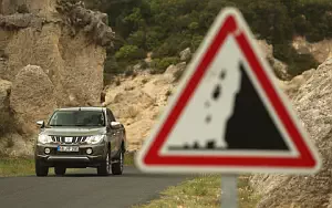   Mitsubishi L200 Double Cab - 2015