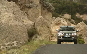   Mitsubishi L200 Double Cab - 2015