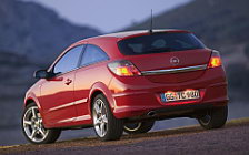   Opel Astra GTC - 2005