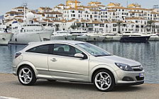   Opel Astra GTC - 2005