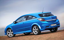   Opel Astra OPC - 2005