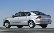   Opel Astra Sedan - 2007