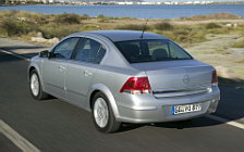   Opel Astra Sedan - 2007