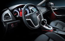   Opel Astra Sports Tourer - 2011