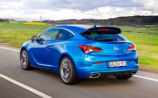   Opel Astra OPC - 2012