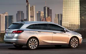   Opel Astra Sports Tourer - 2009