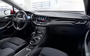   Opel Astra - 2015
