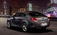   Opel Insignia Hatchback - 2008