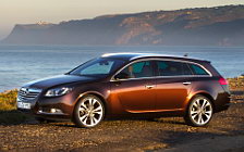   Opel Insignia BiTurbo Sports Tourer - 2012