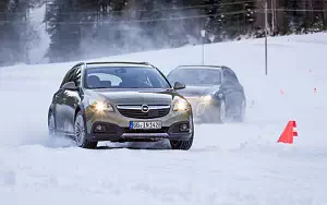   Opel Insignia Country Tourer - 2009