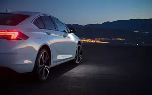   Opel Insignia Grand Sport - 2017