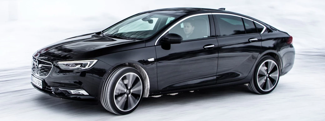   Opel Insignia Grand Sport 4x4 - 2017 - Car wallpapers