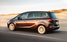   Opel Zafira Tourer - 2011