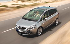   Opel Zafira Tourer - 2011
