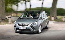   Opel Zafira Tourer - 2011