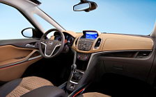   Opel Zafira Tourer - 2011