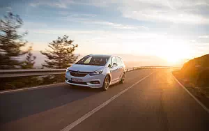   Opel Zafira - 2016