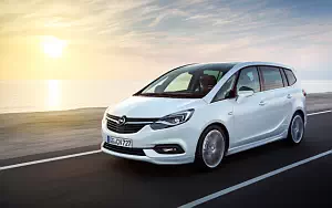  Opel Zafira - 2016
