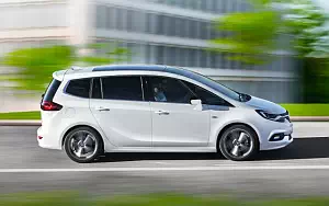   Opel Zafira - 2016