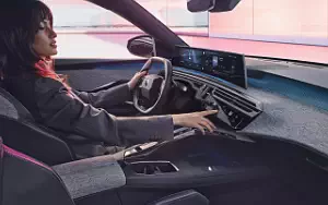   Peugeot E-3008 - 2023