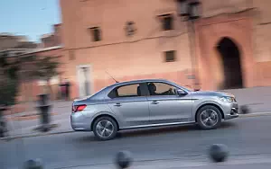   Peugeot 301 - 2017