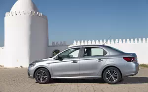   Peugeot 301 - 2017