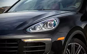      Porsche Cayenne S US-spec - 2015