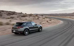      Porsche Macan Turbo US-spec - 2014