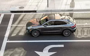      Porsche Macan Turbo US-spec - 2014