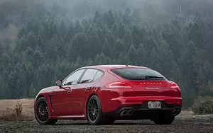      Porsche Panamera Turbo US-spec - 2013