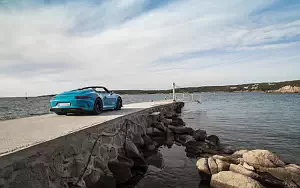   Porsche 911 Speedster (Miami Blue) - 2019
