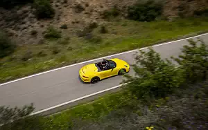   Porsche 911 Speedster (Racing Yellow) - 2019